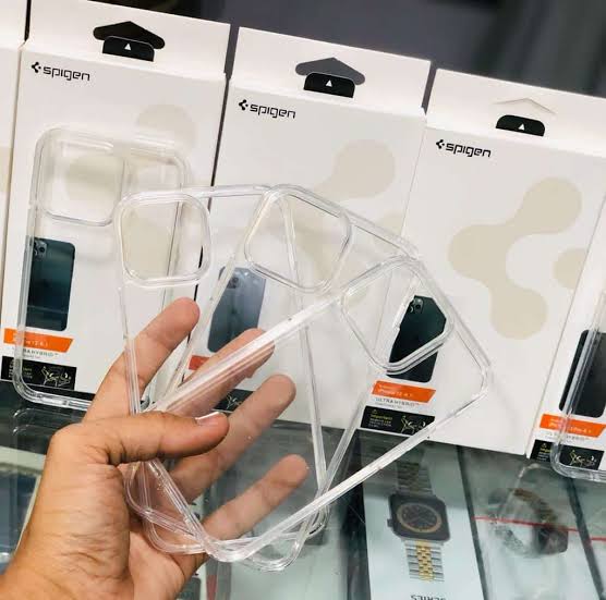 Spigen Clear Case – Slim Protection, Crystal-Clear Style